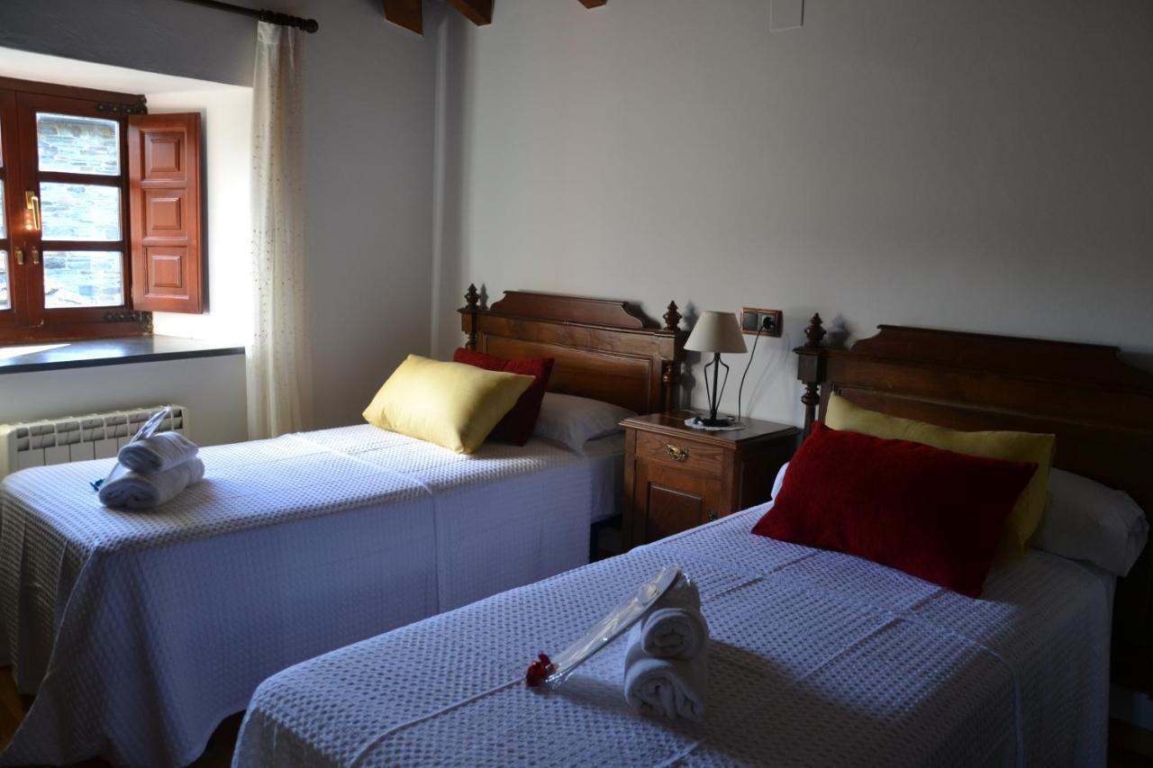 Apartamentos Rurales Ron Esterno foto