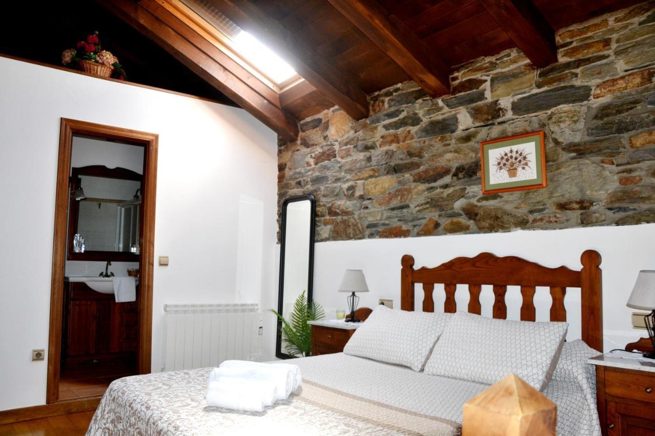 Apartamentos Rurales Ron Esterno foto
