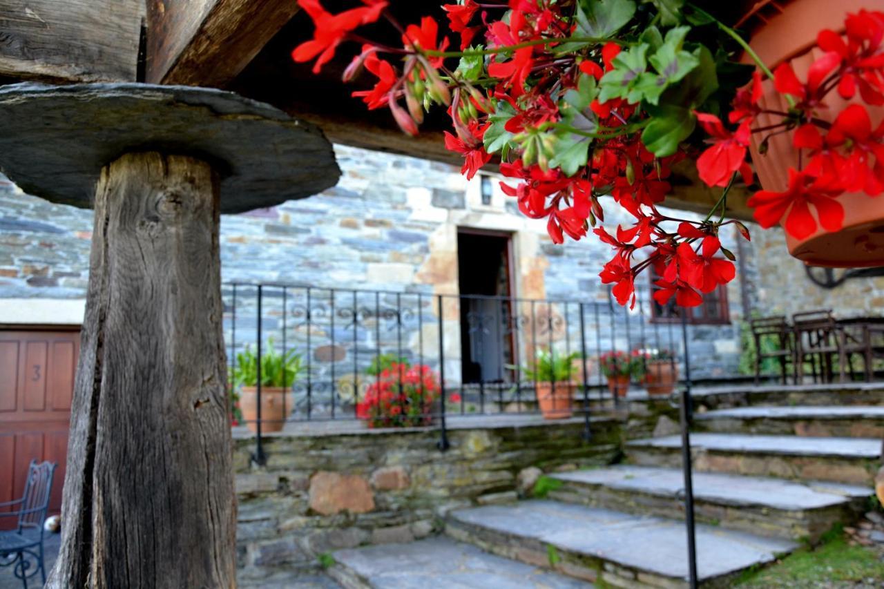 Apartamentos Rurales Ron Esterno foto
