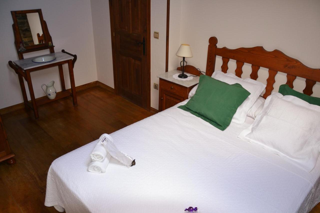 Apartamentos Rurales Ron Esterno foto