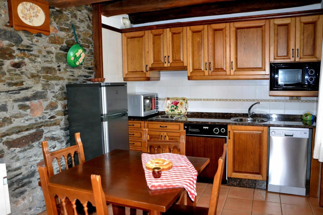 Apartamentos Rurales Ron Esterno foto